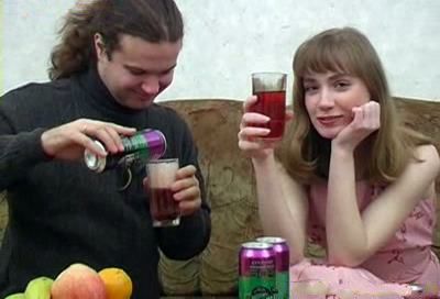 Напоил до бессознательного красивую одногруппницу и выебал как давно мечтал